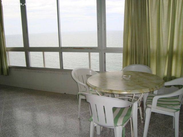 APARTAMENTO 1ª LÍNEA FRONTAL CON PISCINA