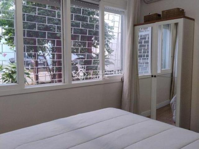 APARTAMENTO 1 QUARTO TÉRREO MOBILIADO
