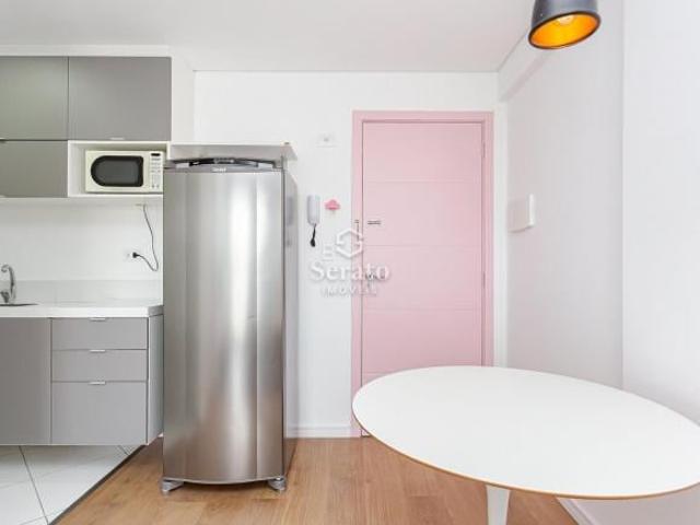 Apartamento 1 quarto com varanda com churrasqueira