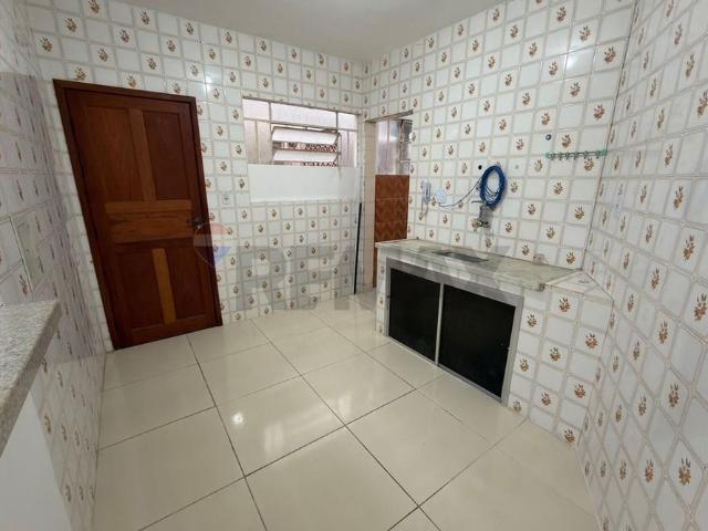 Apartamento 1 Quarto em Rua Tranquila no Bairu – Com Vaga de Garagem