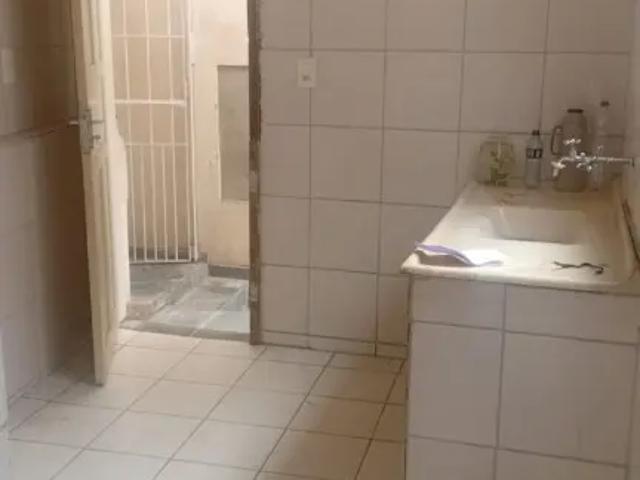 Apartamento, 1 Quarto para Alugar, por R$ 700,00
