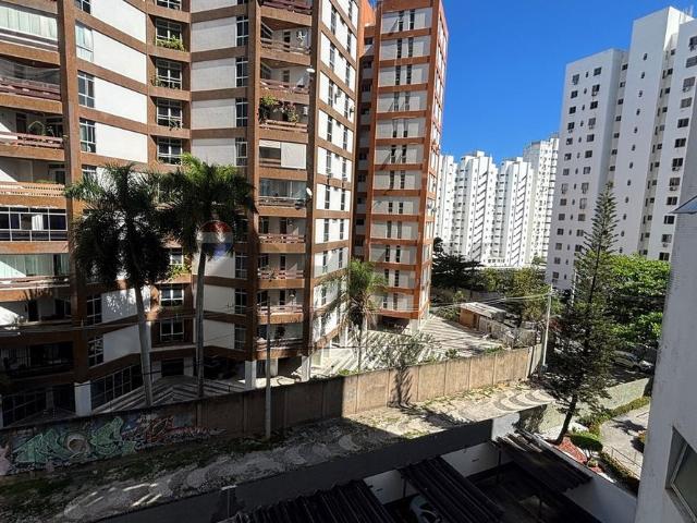 APARTAMENTO 2/4 MOBILIADO PARA LOCAÇÃO NA PITUBA | PRONTO PARA MORAR
