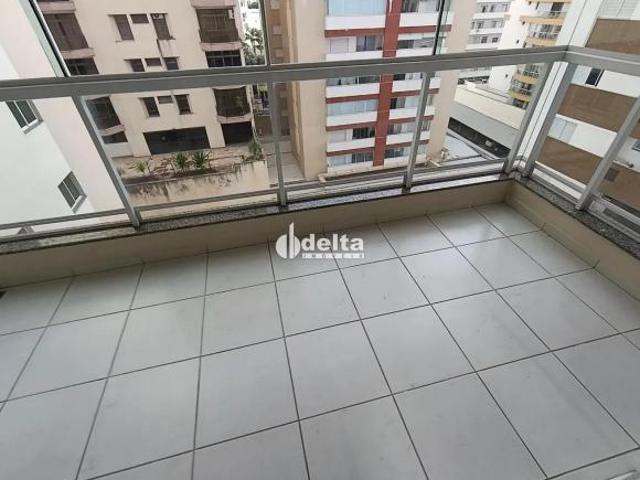 Apartamento 2 com elevador disponível para Locação ou venda no bairro Centro em Uberlândia MG