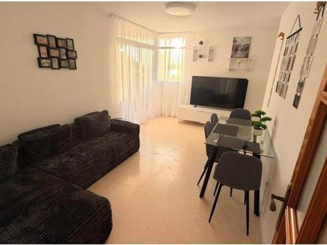 Apartamento 2 domitorios en planta alta