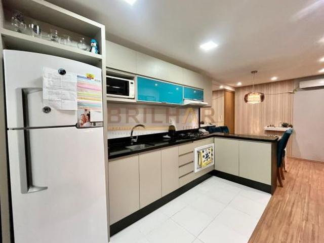 Apartamento 2 dormitorios mobiliado comprar bairro Bela Vista