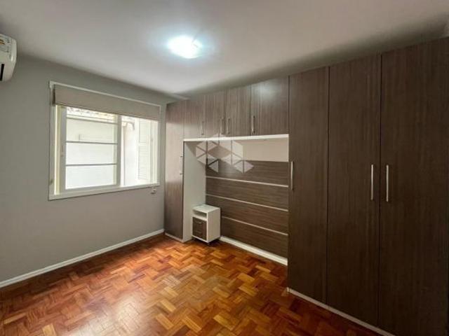 Apartamento 2 dormitórios no Bairro Higienópolis Porto Alegre RS