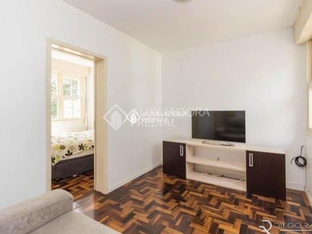 Apartamento 2 dormitórios no Bairro Santo Antônio