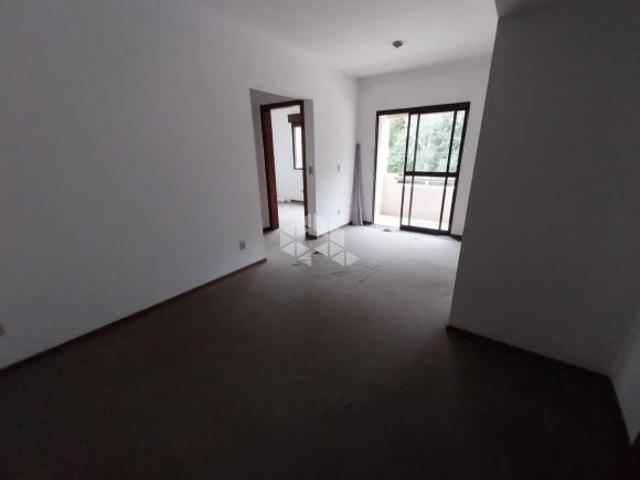 Apartamento 2 dormitórios no centro de Guaíba