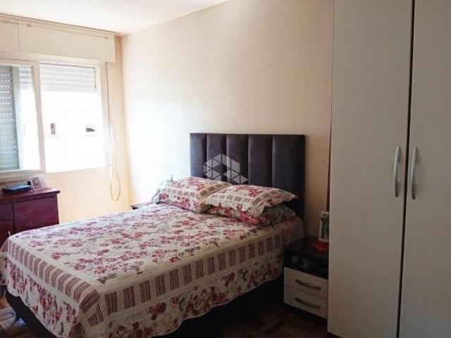 Apartamento 2 Dormitórios no Coração do Jardim Leoplodina Porto Alegre