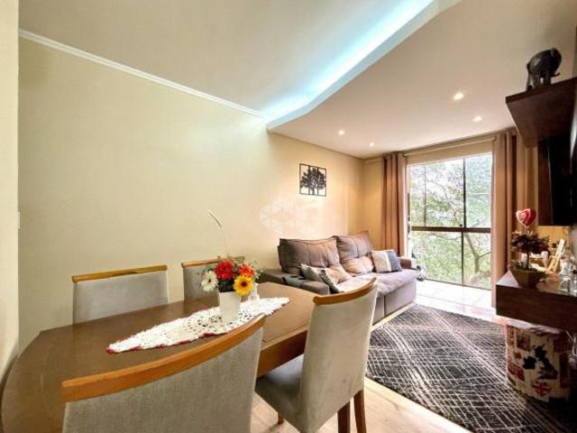 Apartamento 2 dormitórios com 1 vaga no São Sebastião