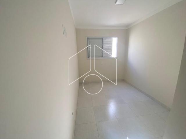 Apartamento 2 Dormitórios com Garagem no Alto Cafezal, Marília