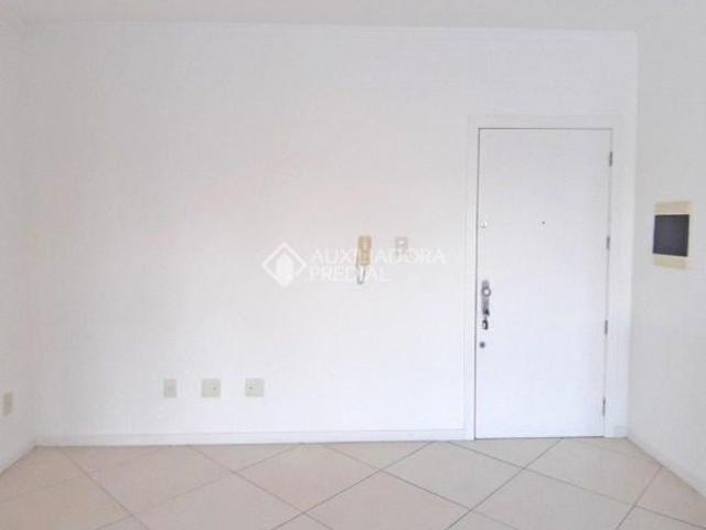 apartamento 2 dormitórios com suíte e vaga, semi mobiliado, próximo a assis brasil e ao lindoia