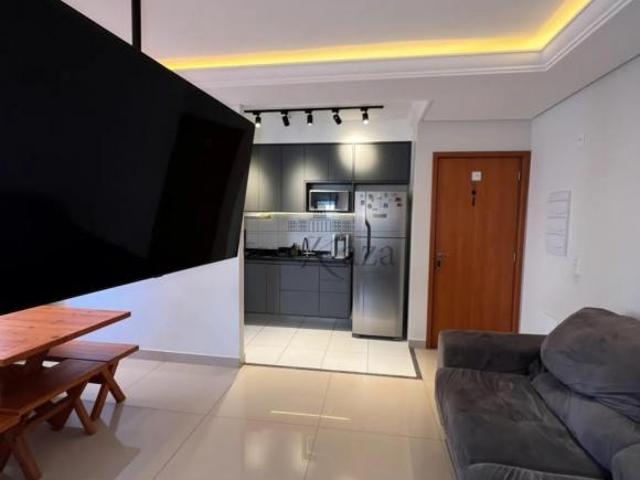 Apartamento 2 Dormitórios com Suíte e Varanda Gourmet | Jardim Oriente