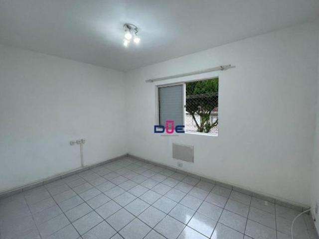 Apartamento 2 dormitórios + dependência, 1 vaga demarcada, no Campo Grande, Santos