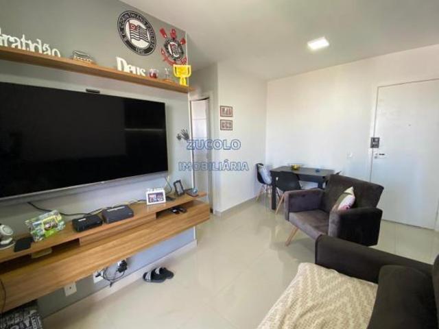 Apartamento 2 dormitórios, sacada com vista livre na Vila Curuça