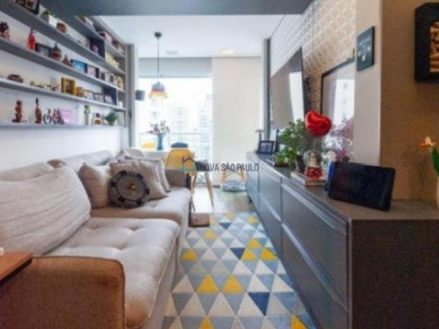 Apartamento 2 dormitórios, sacada, suite, 2 vagas na Saúde, próximo metrô Saude