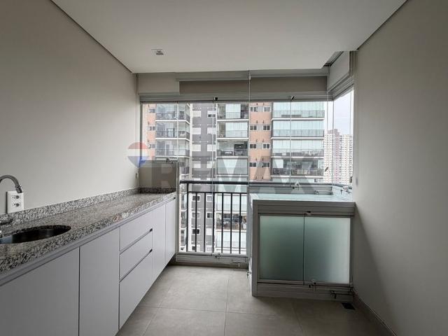 Apartamento 2 dormitórios, vaga de garagem, sacada e lazer