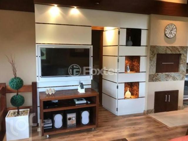Apartamento, 2 dormitórios, 113 m², em Planalto