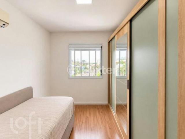 Apartamento, 2 dormitórios, 65 m², em Operário