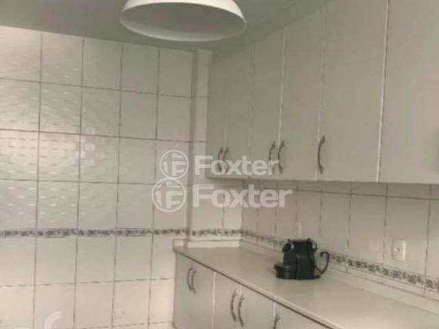 Apartamento, 2 dormitórios, 135 m², em Jardim Paulista