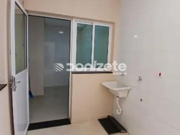 Apartamento 2 Dormitórios com Suíte para Aluguel em Jardim Paraíso, Santo André