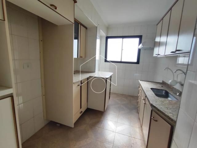 Apartamento 2 Dormitórios, 1 Suíte e 3 Banheiros no Bairro Marília, Marília