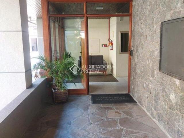apartamento 2 dormitórios, 1 vaga, bairro Menino Deus