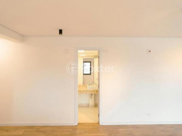Apartamento, 2 dormitórios, 230 m², em Vila Mariana