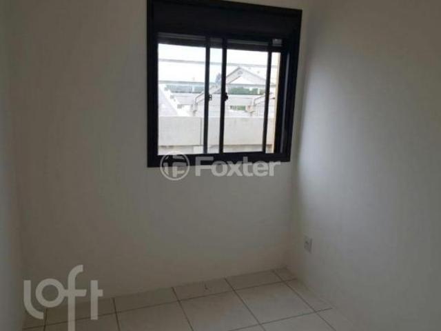 Apartamento, 2 dormitórios, 44 m², em Passo das Pedras