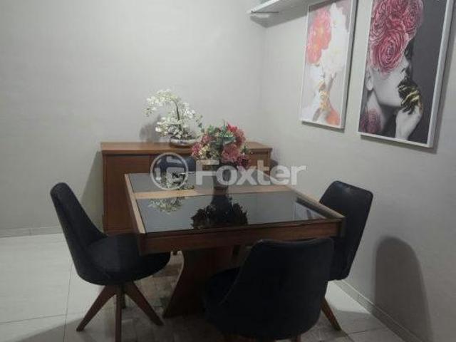 Apartamento, 2 dormitórios, 45 m², em Cavalhada