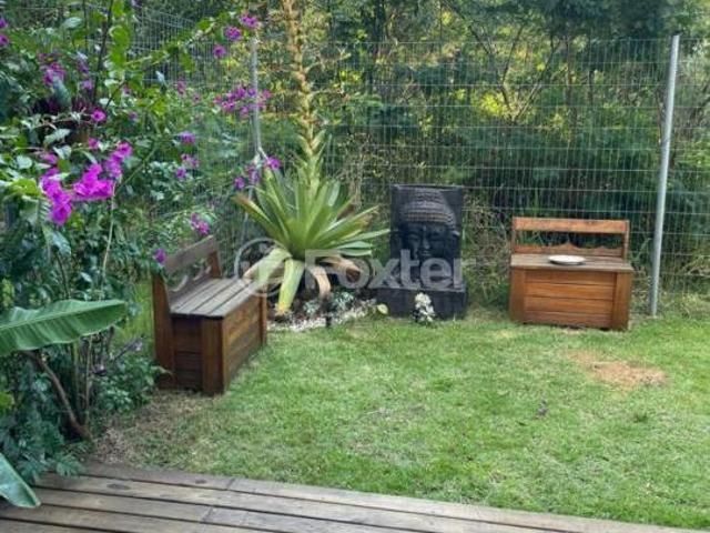 Apartamento, 2 dormitórios, 47 m², em Lomba do Pinheiro