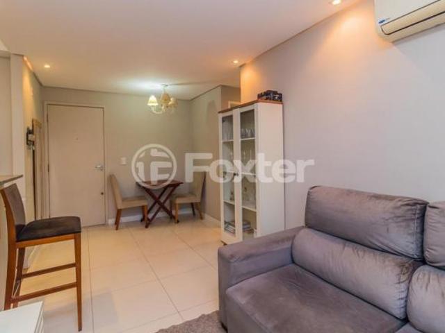 Apartamento, 2 dormitórios, 49 m², em Glória