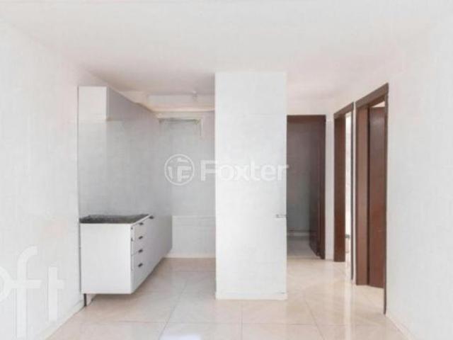 Apartamento, 2 dormitórios, 40 m², em Lomba do Pinheiro