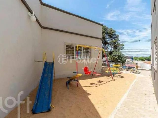 Apartamento, 2 dormitórios, 54 m², em Passo das Pedras