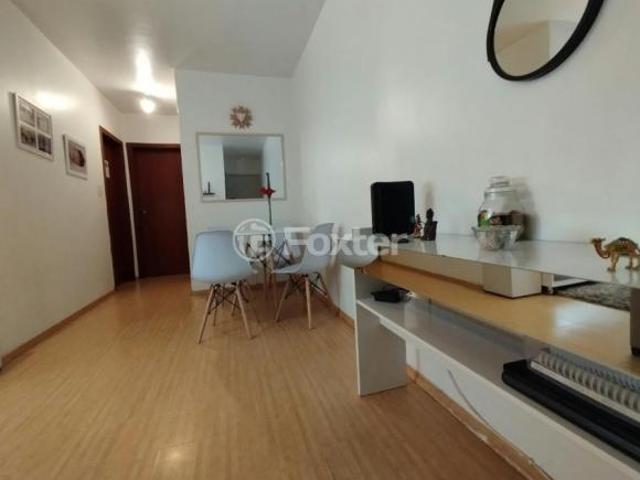 Apartamento, 2 dormitórios, 54.42 m², em Cristal