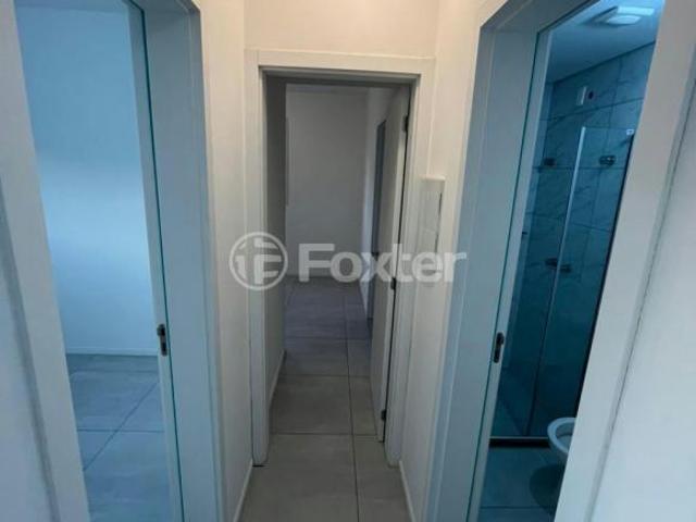 Apartamento, 2 dormitórios, 55 m², em Centro