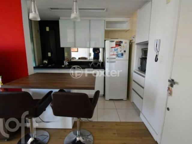 Apartamento, 2 dormitórios, 55.25 m², em Santana