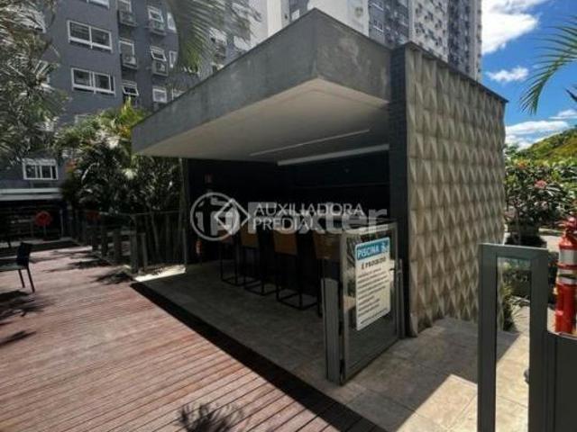 Apartamento, 2 dormitórios, 56.54 m², em São Sebastião