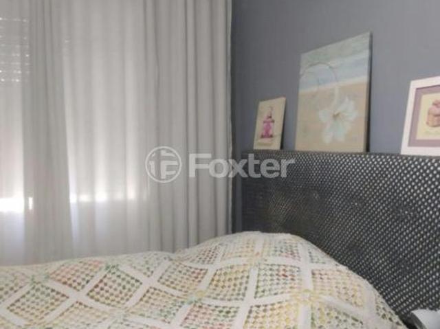 Apartamento, 2 dormitórios, 50 m², em Menino Deus