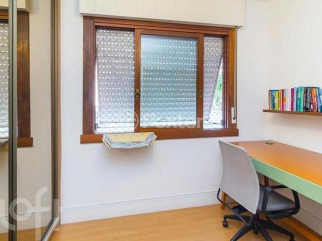 Apartamento, 2 dormitórios, 64 m², em Cidade Baixa