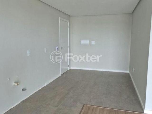 Apartamento, 2 dormitórios, 64.67 m², em São José