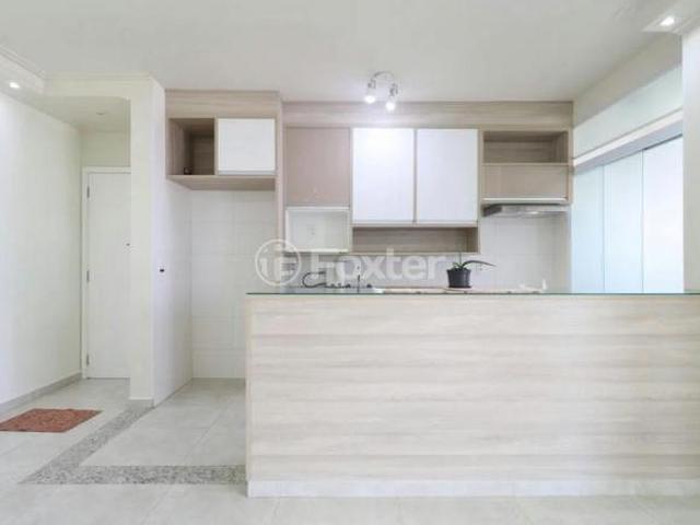 Apartamento, 2 dormitórios, 65 m², em Barra Funda