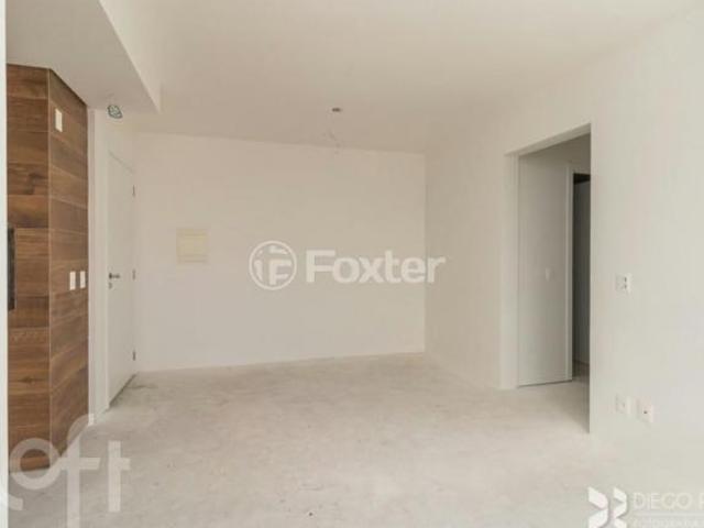 Apartamento, 2 dormitórios, 65.84 m², em Santana
