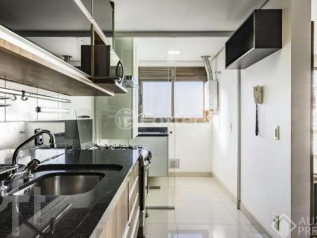 Apartamento, 2 dormitórios, 66.27 m², em Passo da Areia