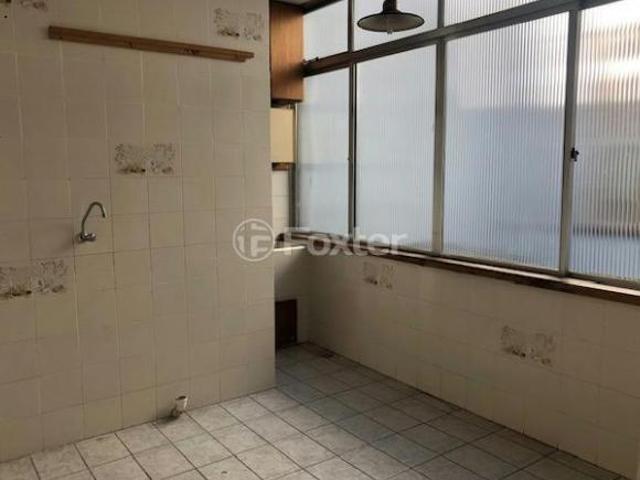 Apartamento, 2 dormitórios, 68 m², em Partenon