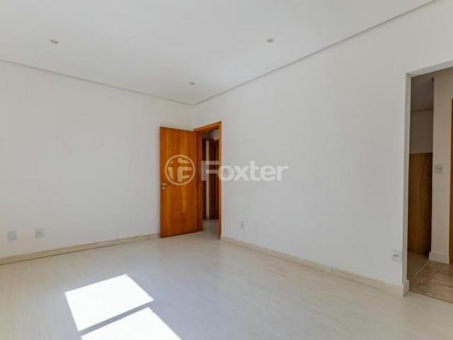 Apartamento, 2 dormitórios, 68.38 m², em Santana