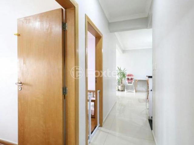 Apartamento, 2 dormitórios, 69 m², em Bom Retiro