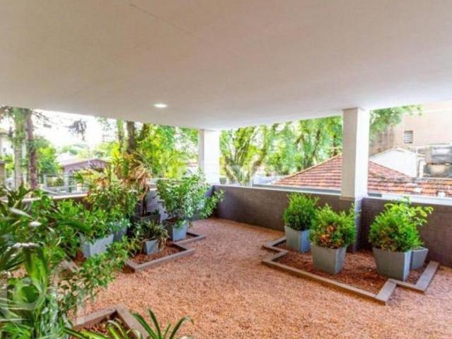 Apartamento, 2 dormitórios, 69.37 m², em Partenon