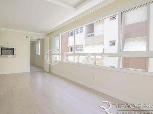 Apartamento, 2 dormitórios, 60 m², em Auxiliadora
