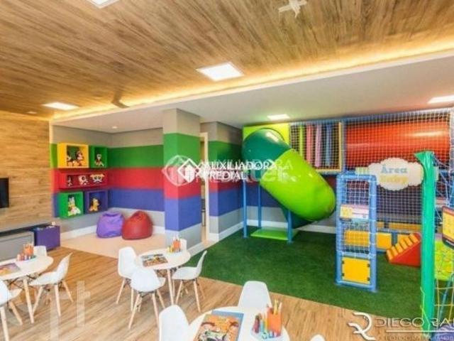 Apartamento, 2 dormitórios, 60 m², em Jardim do Salso